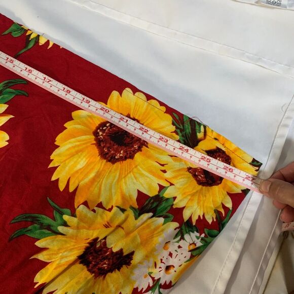 J&W Women’s Cute Sleeveless Red Sunflowers Dress, fit & flare MIDI DRESS size XL - Picture 9 of 13